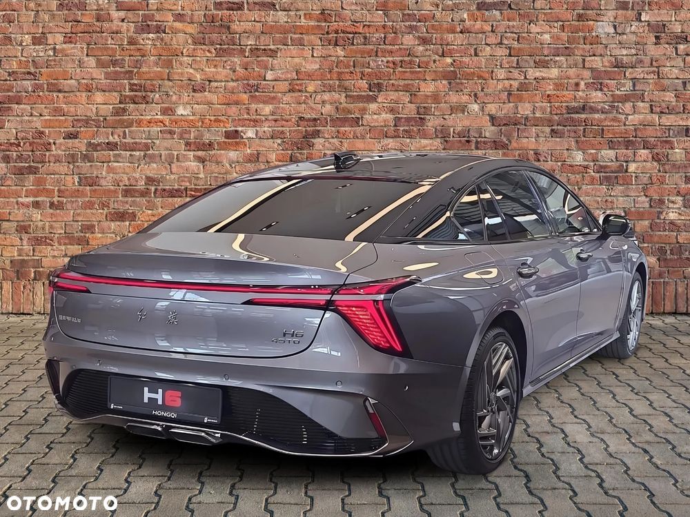 Hongqi H6 - 4