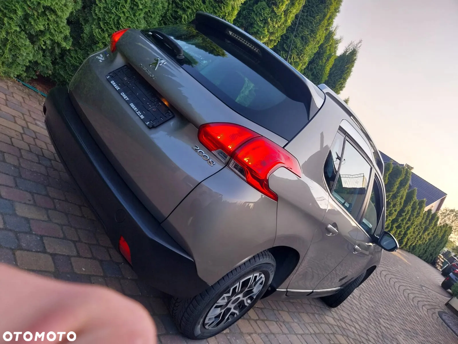 Peugeot 2008 - 15