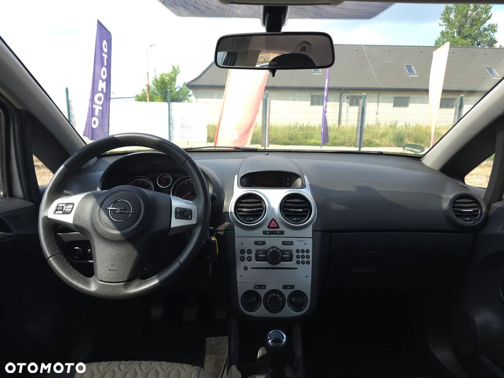 Opel Corsa 1.4 16V Edition - 32