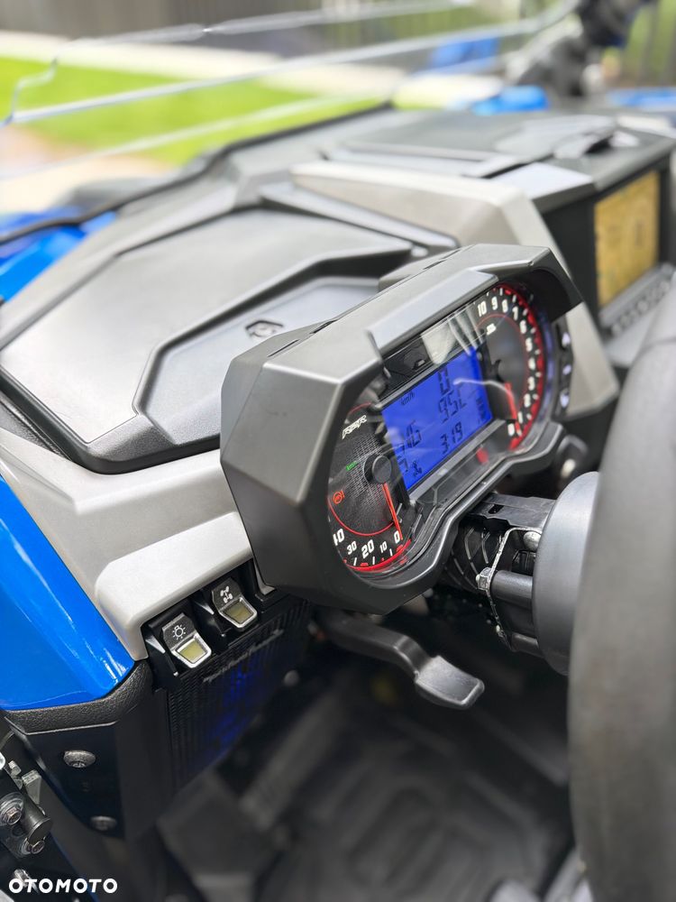 Polaris RZR - 22