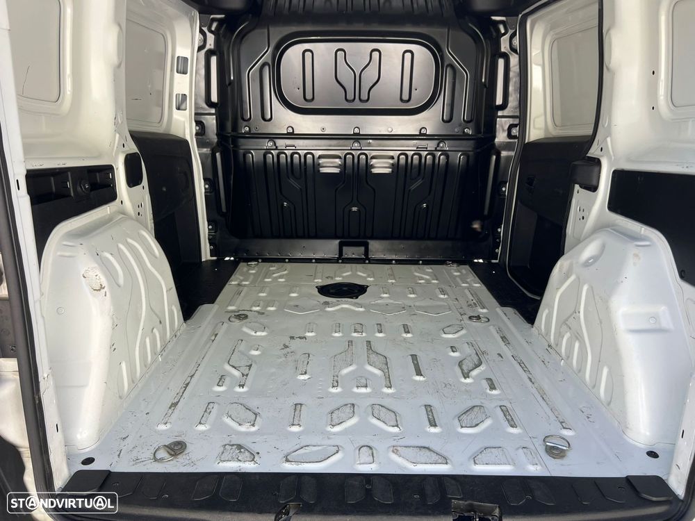 Fiat Doblo 1.6 MJ Easy - 10