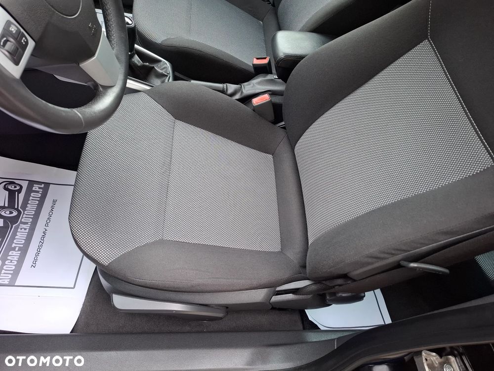 Opel Astra 1.4 NJoy - 28