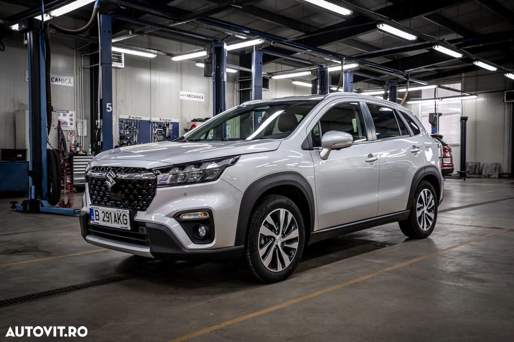 Suzuki S-Cross 1.5 AllGrip HEV Luxus - 1