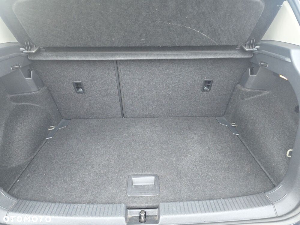 Volkswagen T-Cross - 25