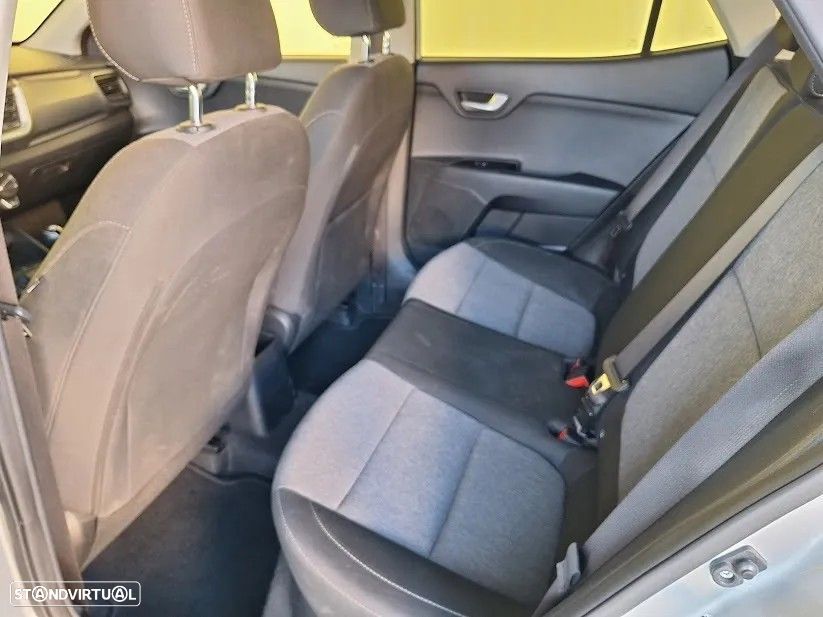 Kia Stonic 1.2 Dynamic - 5