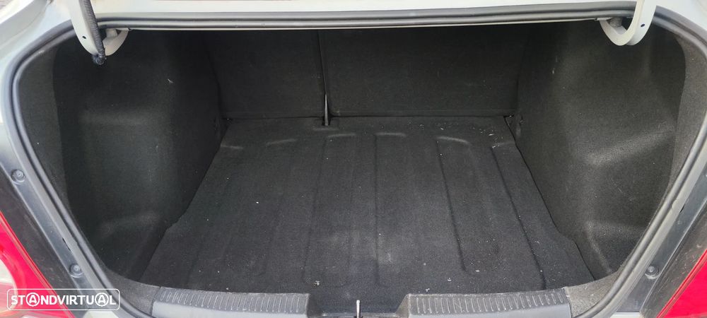 Chevrolet Aveo 1.3 VCDi LT - 12