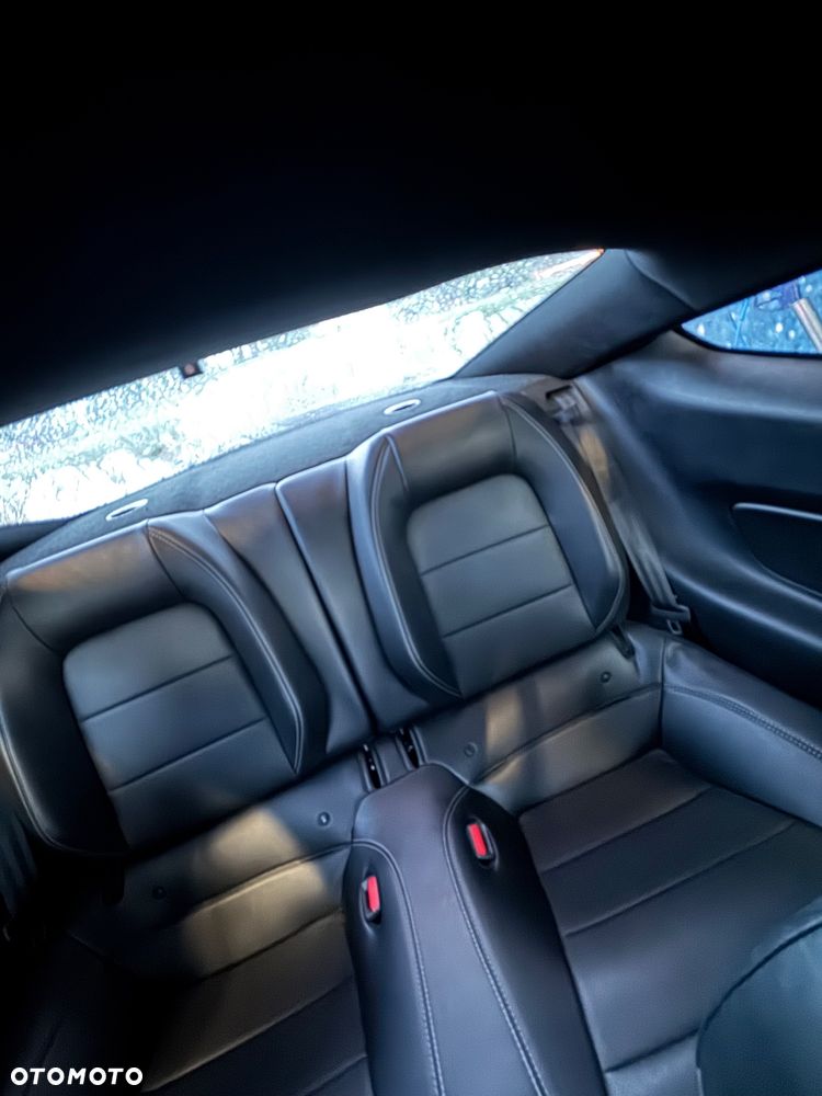Ford Mustang - 9