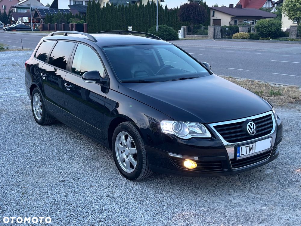 Volkswagen Passat - 2