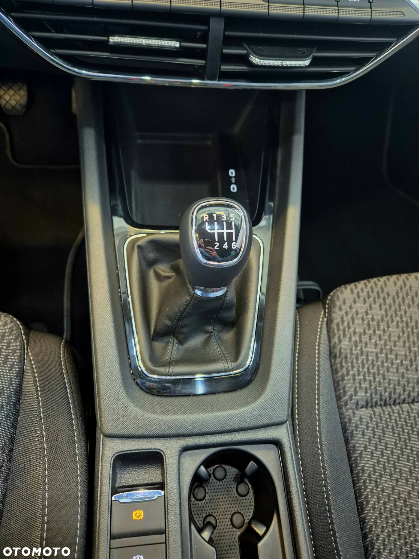 Skoda Octavia 1.5 TSI ACT Style - 23