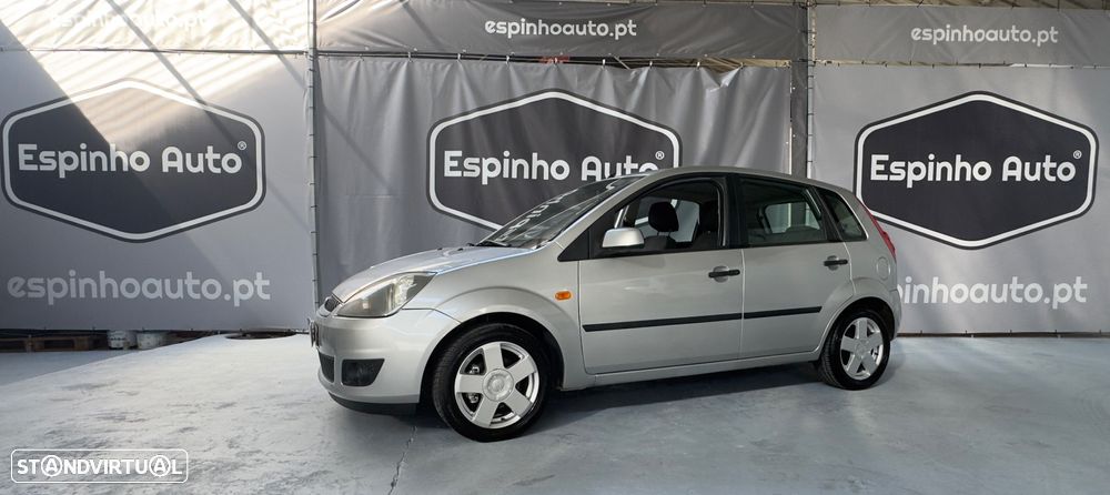 Ford Fiesta 1.25 Ghia - 3