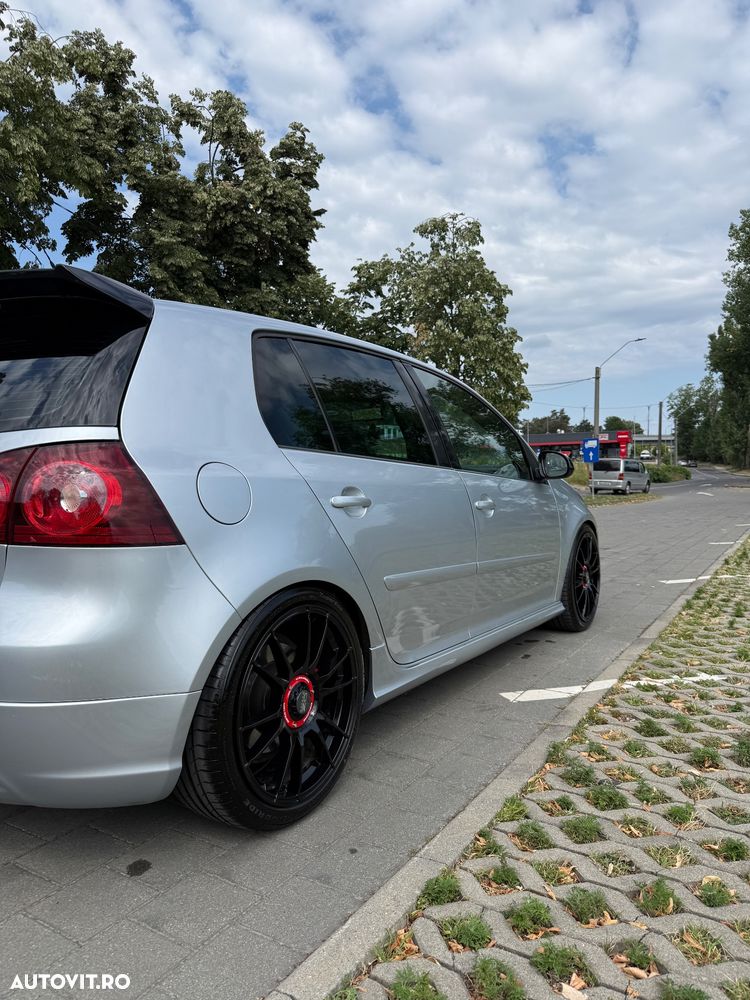 Volkswagen Golf 2.0 FSI GTI 30 Edition - 4