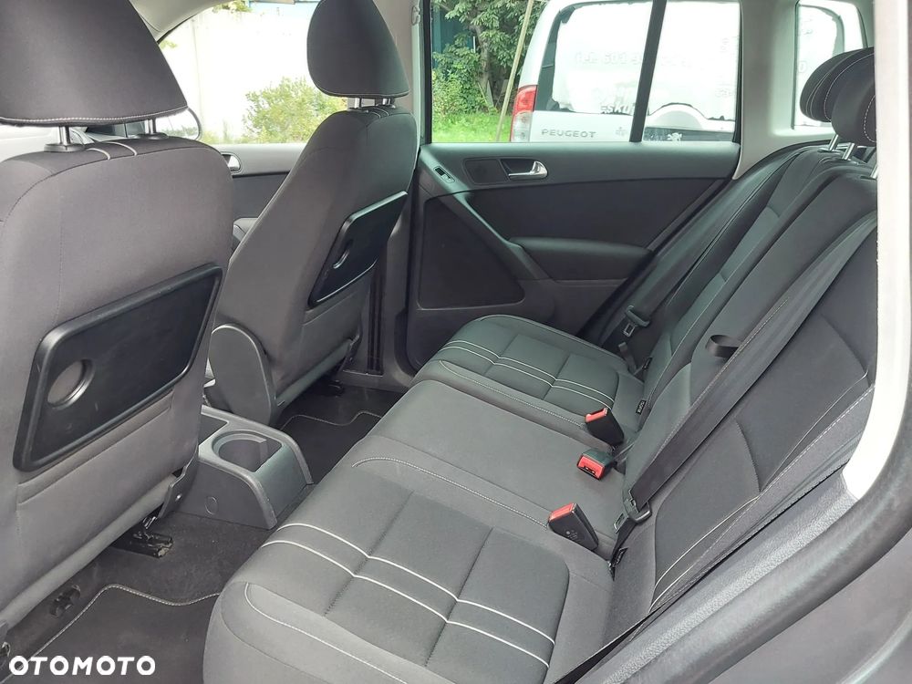Volkswagen Tiguan 2.0 TDI BlueMot Trend&Fun - 11