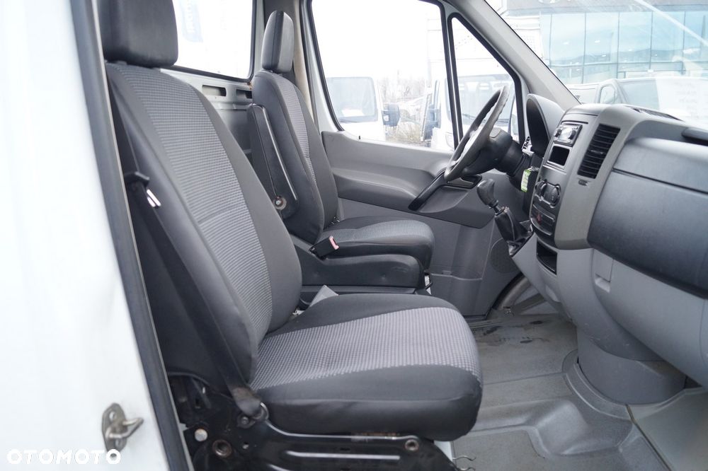 Mercedes-Benz Sprinter - 18