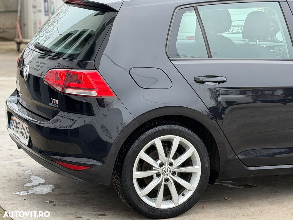 Volkswagen Golf - 14