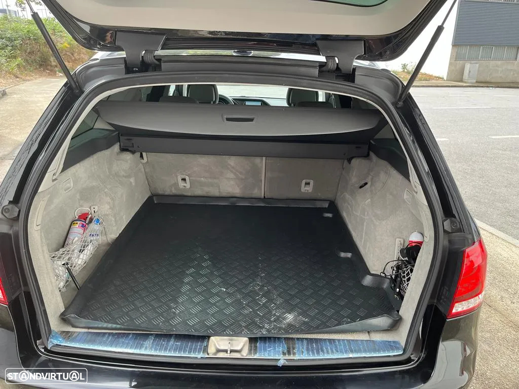 Mercedes-Benz E 200 BlueTEC Avantgarde Auto - 11