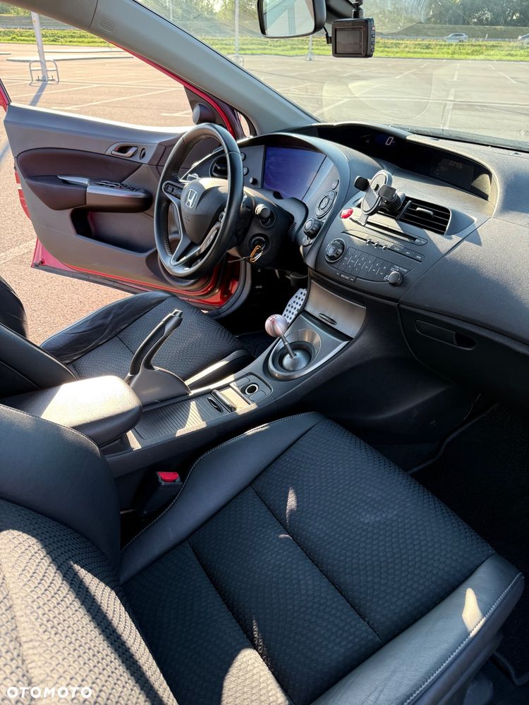 Honda Civic 1.8 Comfort - 9