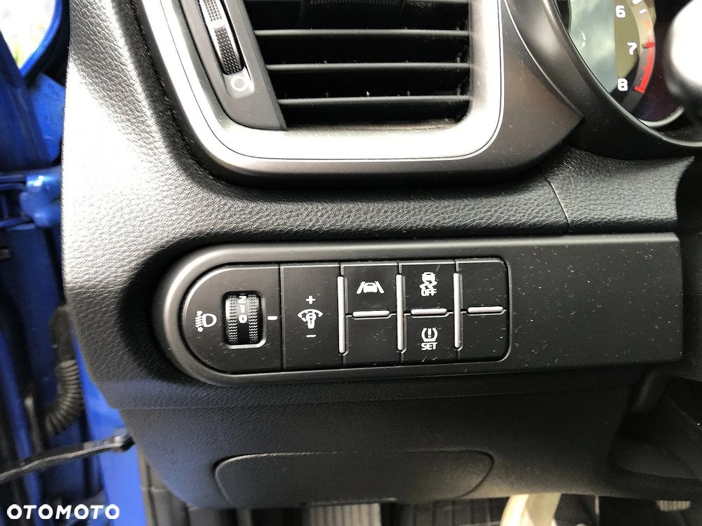 Kia Ceed 1.5 T-GDI L DCT - 26