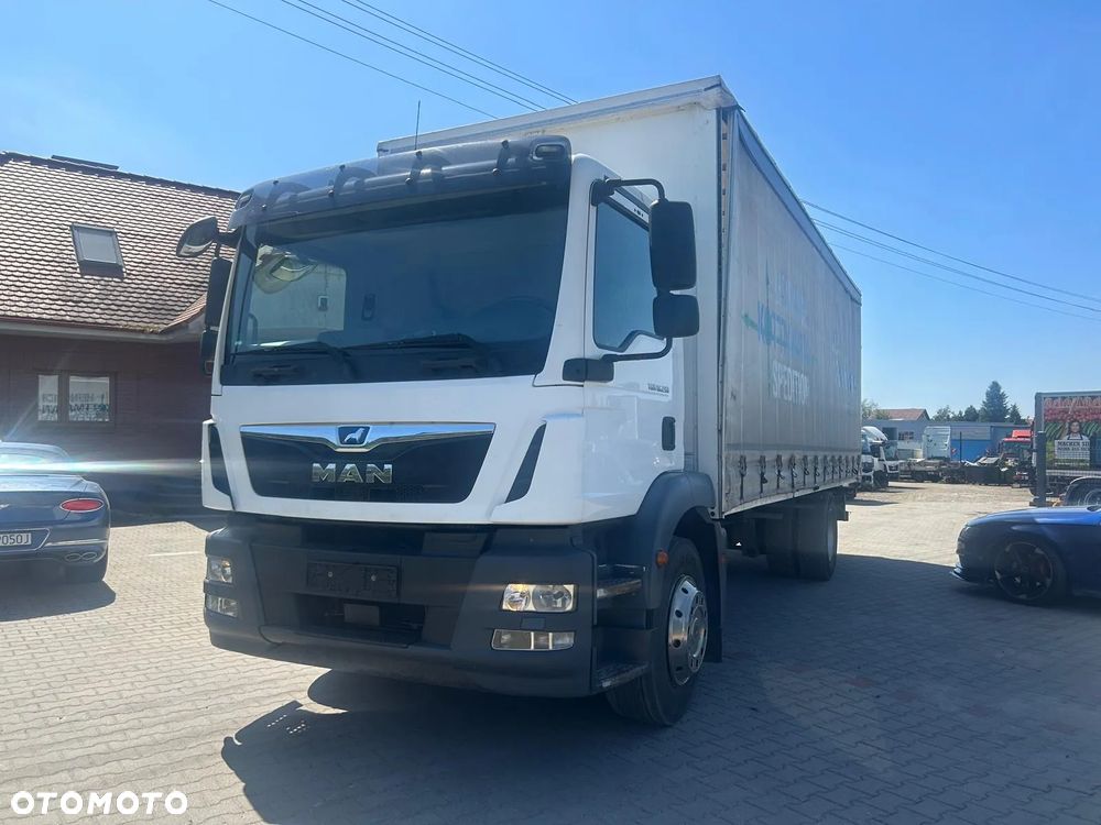 MAN TGM 18.290 // 2017r // 445 tys km - 3