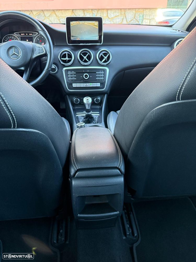 Mercedes-Benz A 180 d Style - 16