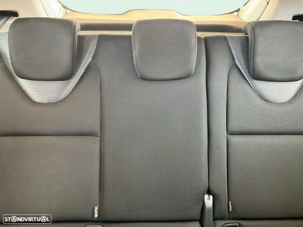 Renault Clio 0.9 TCe Limited Bi-Fuel - 16