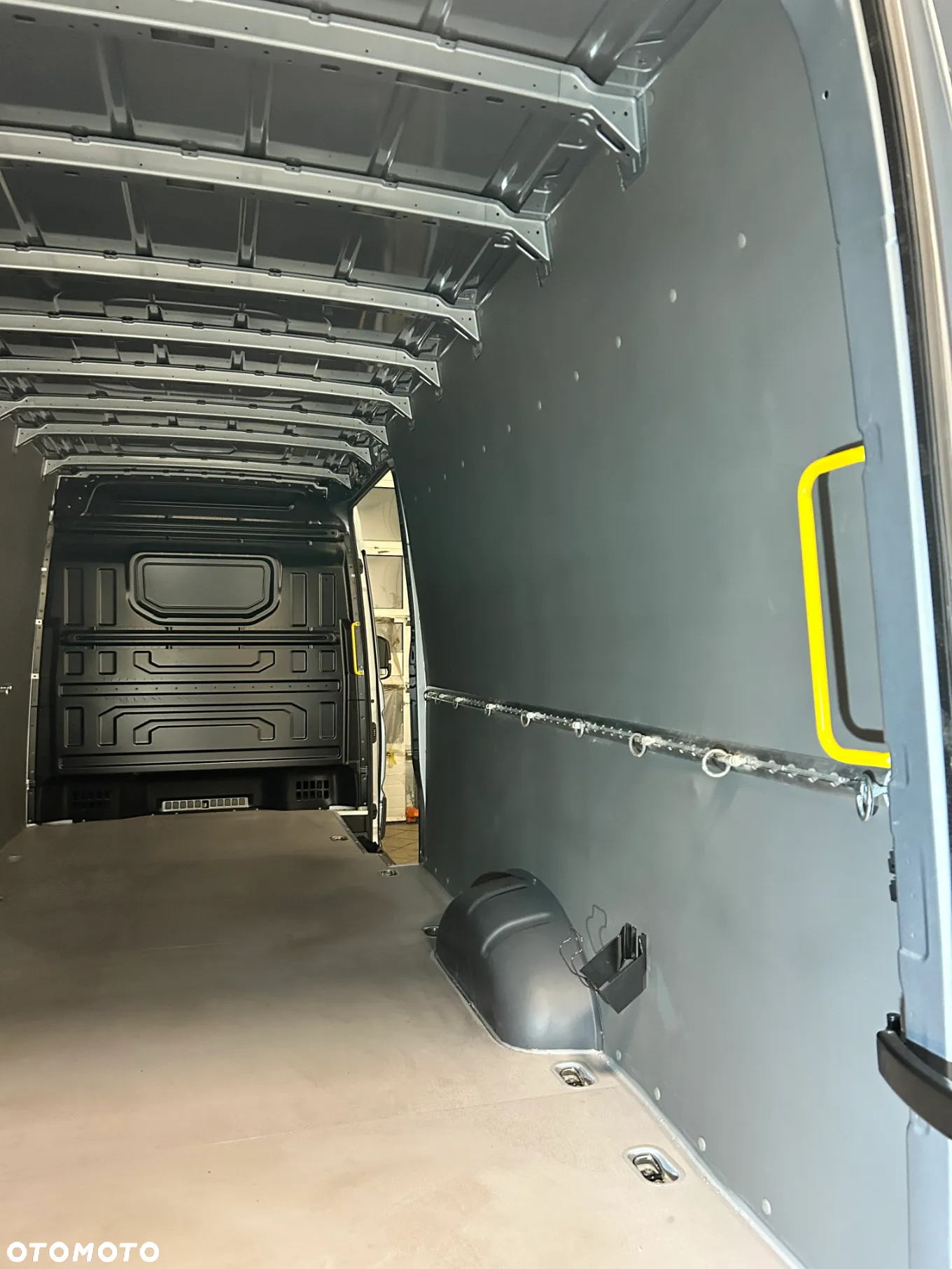 Volkswagen CRAFTER L5H3 ZABUDOWA - 6