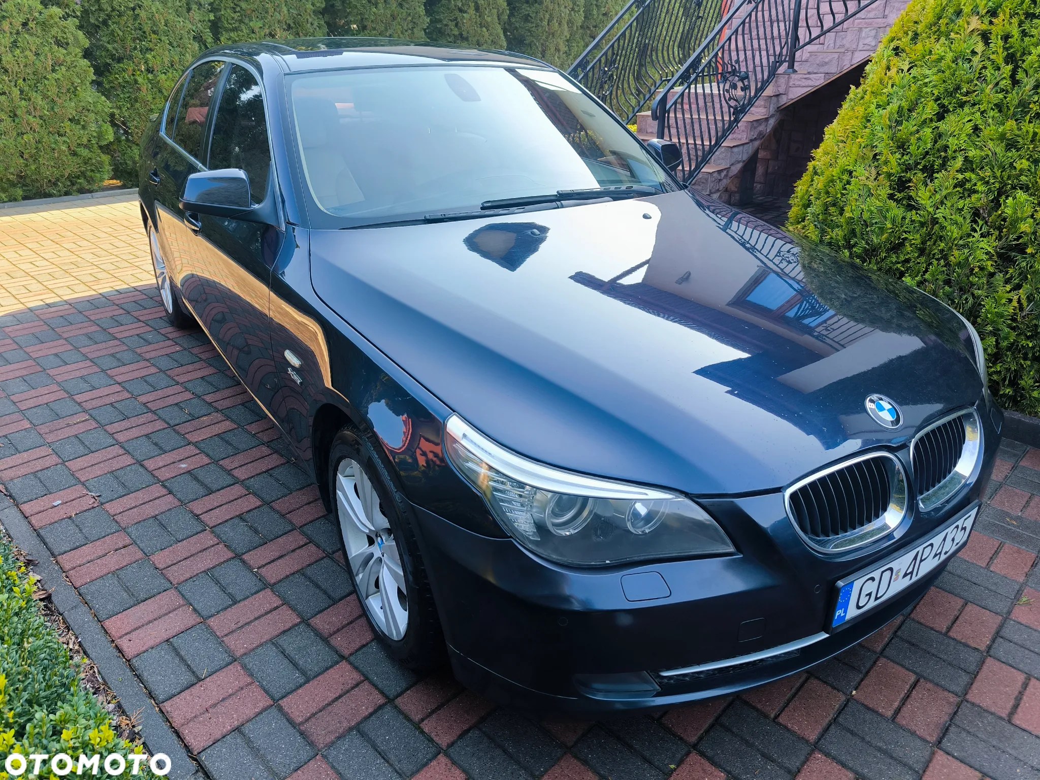 BMW Seria 5 528i - 5