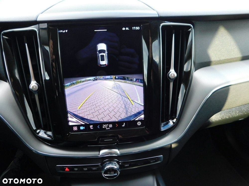 Volvo XC 60 - 21