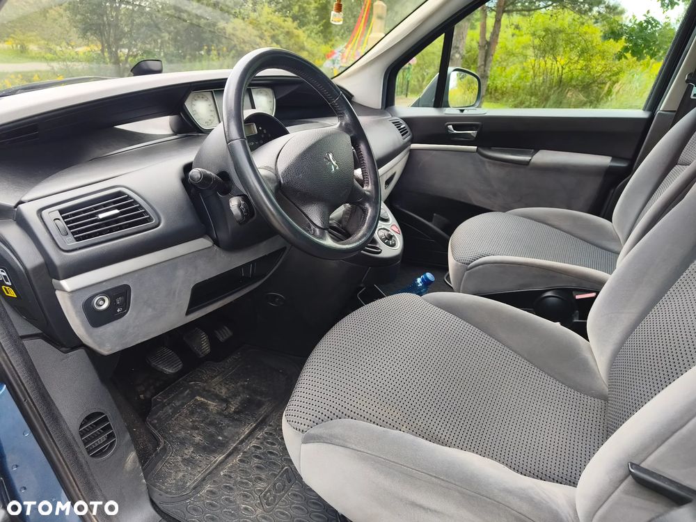 Peugeot 807 2.0 HDi Premium Euro5 - 8