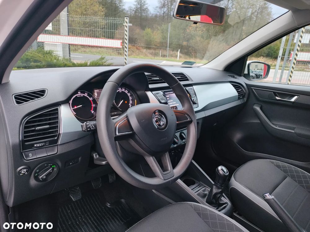Skoda Fabia 1.0 Ambition - 22
