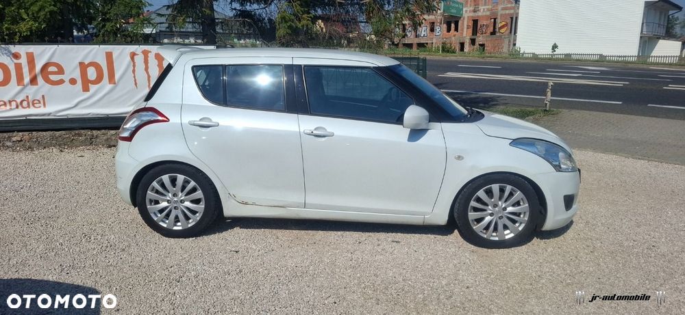 Suzuki Swift 1.2 Club - 12