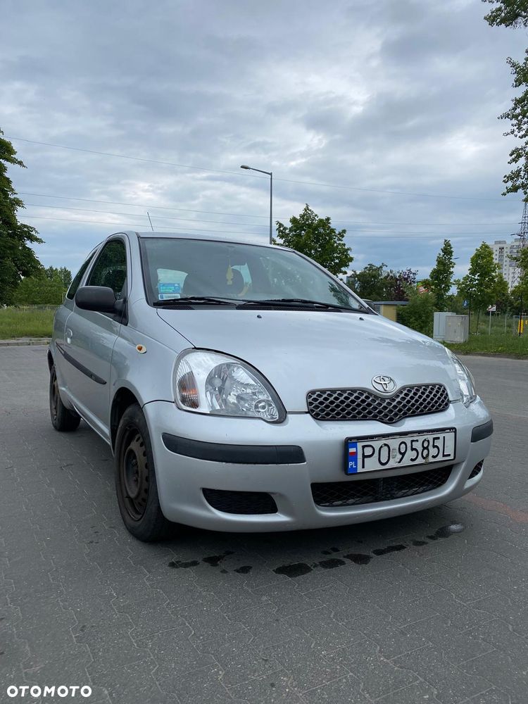 Toyota Yaris 1.3 Blue - 12