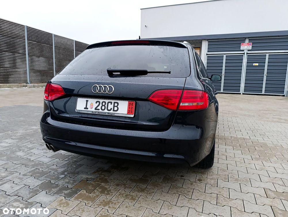 Audi A4 Avant 2.0 TDI DPF Ambiente - 6