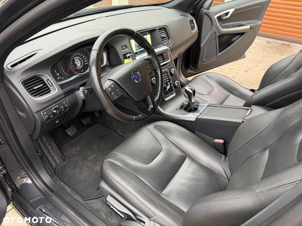 Volvo V60 D2 Drive-E Kinetic - 21