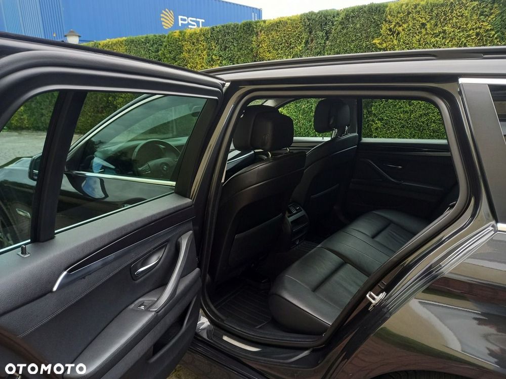 BMW Seria 5 520d Special Edition - 24