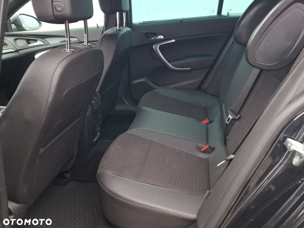 Opel Insignia 1.6 T Cosmo S&S - 12