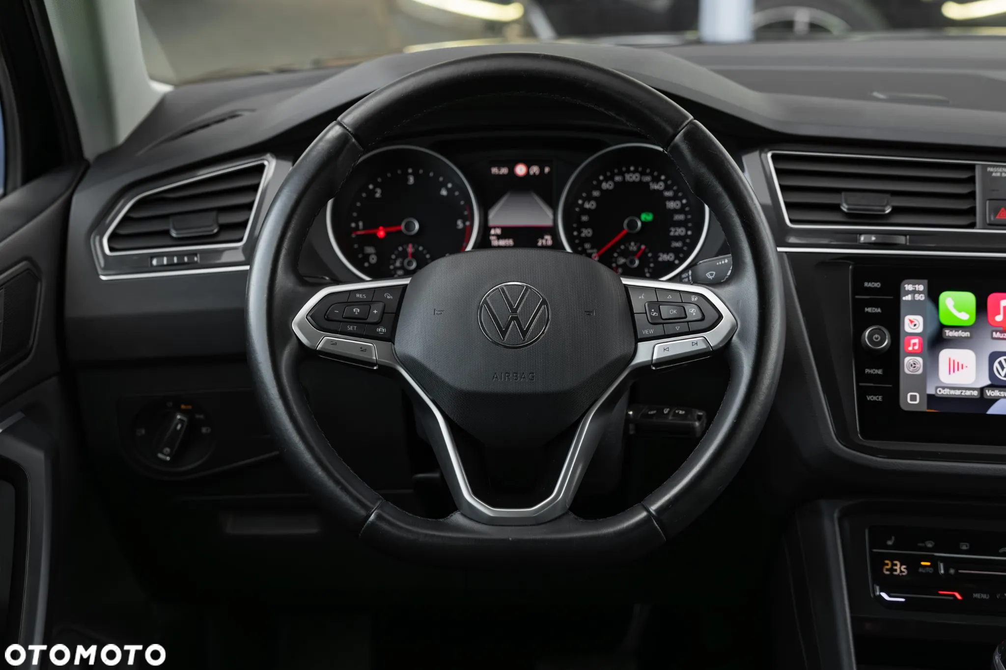 Volkswagen Tiguan 2.0 TDI Life DSG - 26