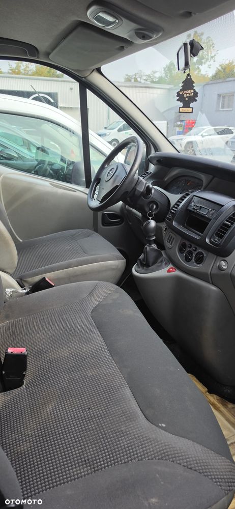 Opel Vivaro L2H1 2.9t - 9
