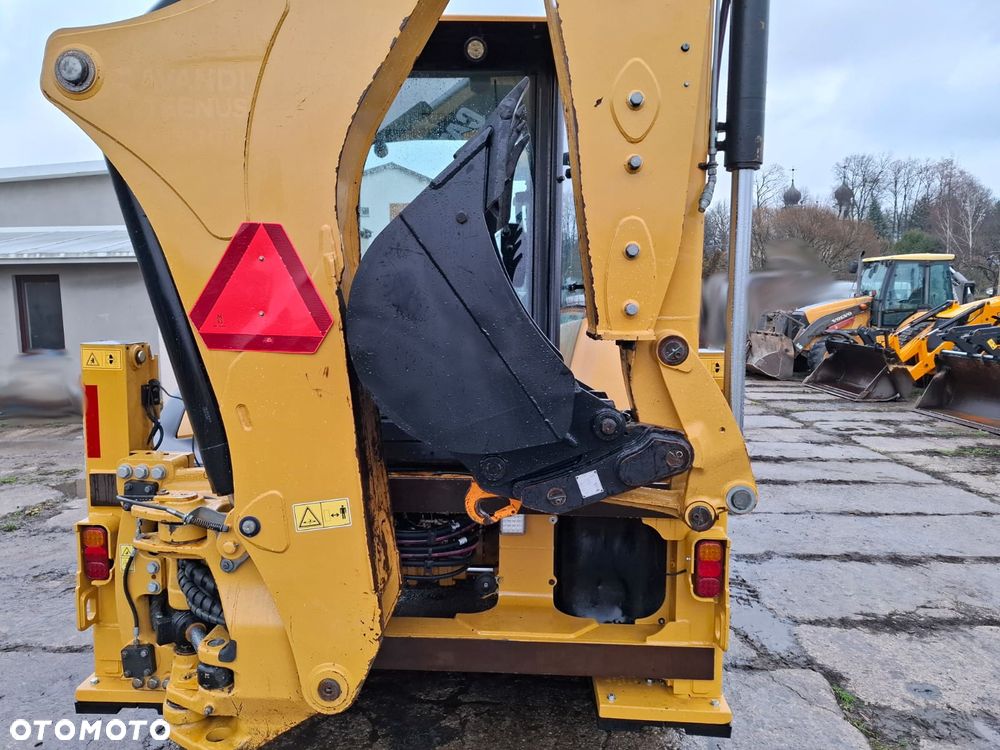 Caterpillar 444F2 - 27