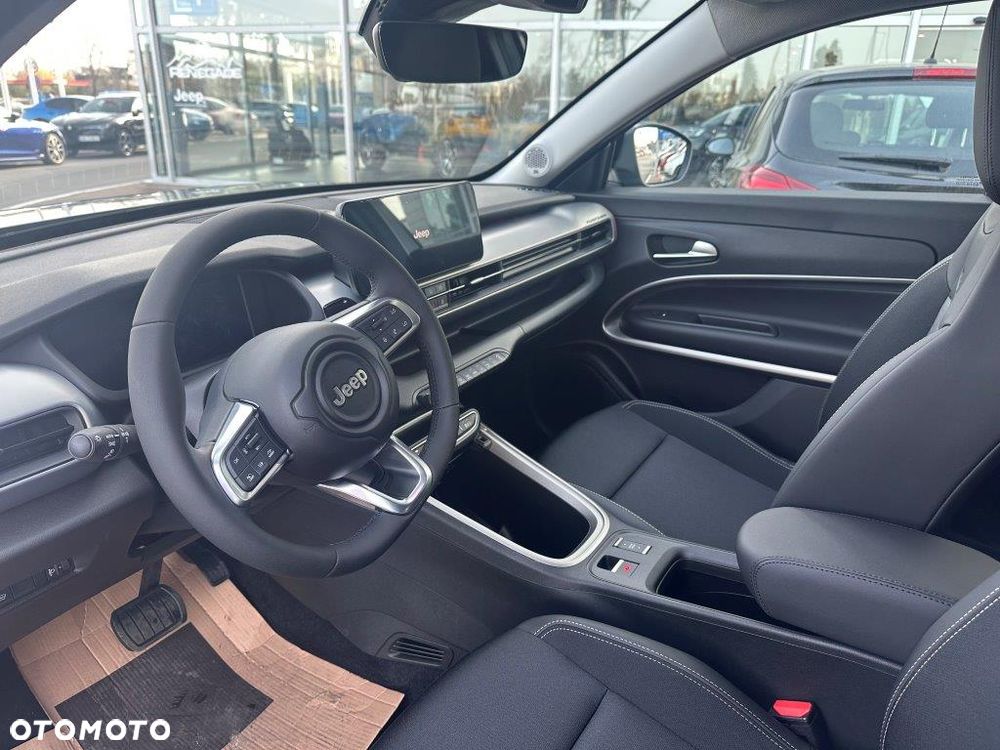 Jeep Avenger 1.2 T3 mHEV Summit FWD eDCT6 - 8