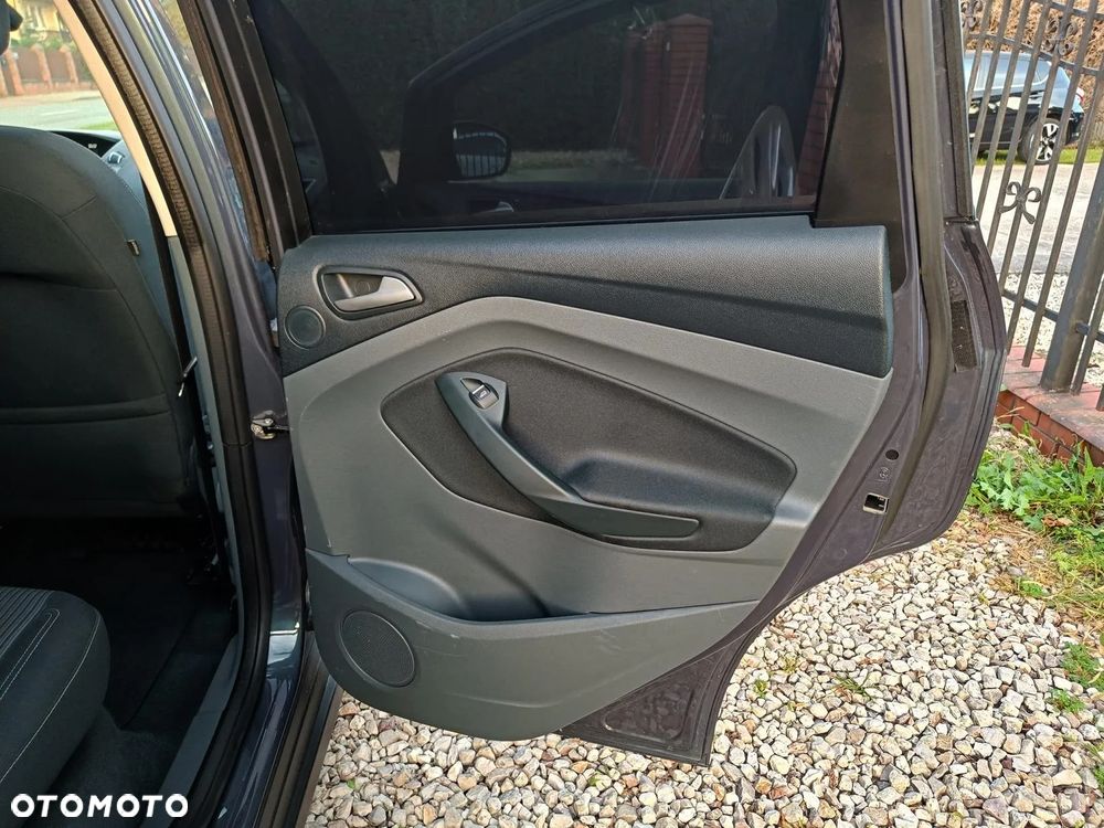 Ford C-MAX 1.6 Ti-VCT Titanium - 17