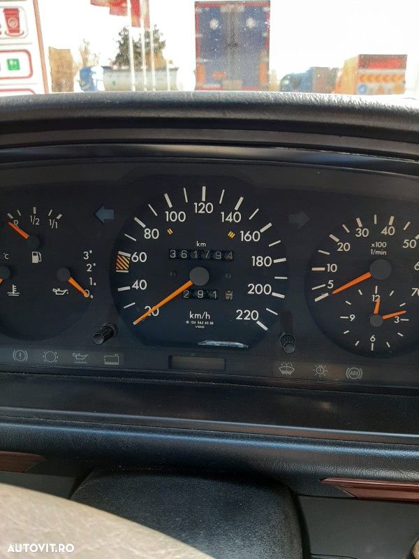 Mercedes-Benz W124 - 2