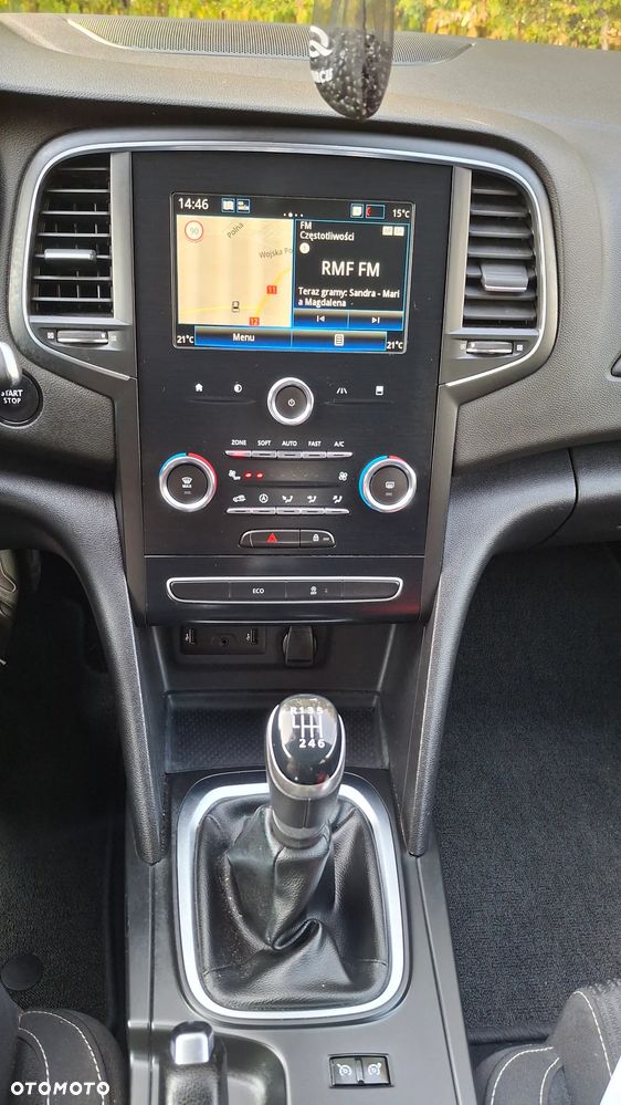 Renault Megane TCe 115 GPF LIMITED - 22