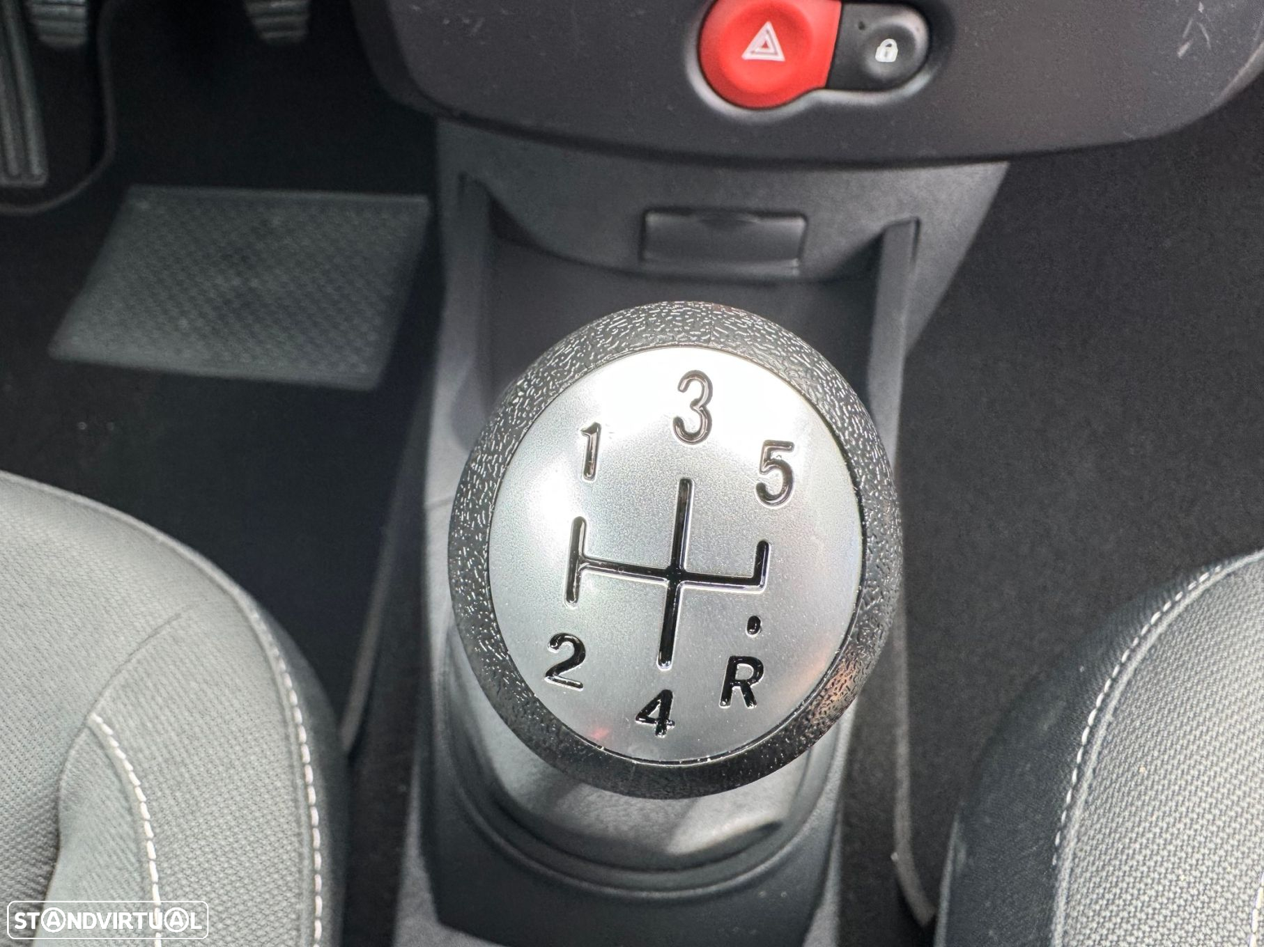 Renault Clio 1.5 dCi Comfort - 15