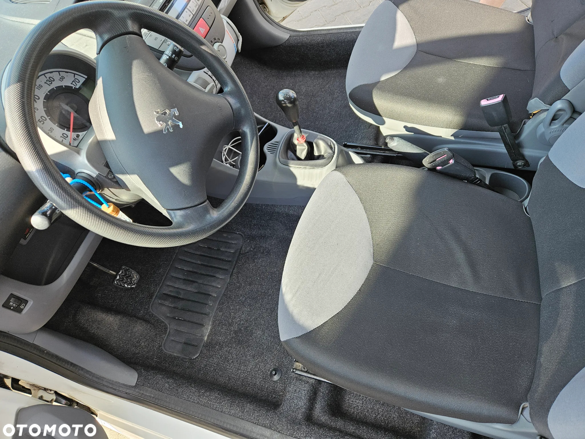 Peugeot 107 - 6