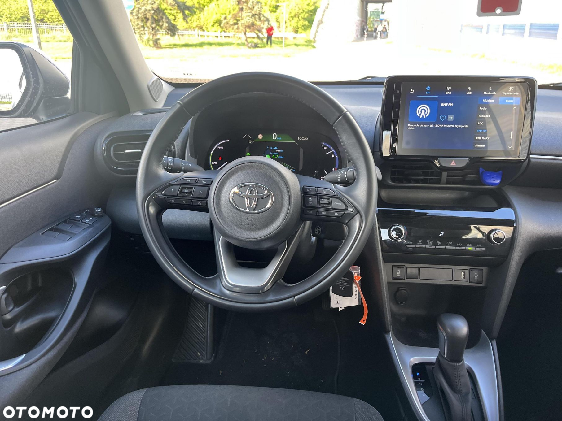 Toyota Yaris Cross - 12