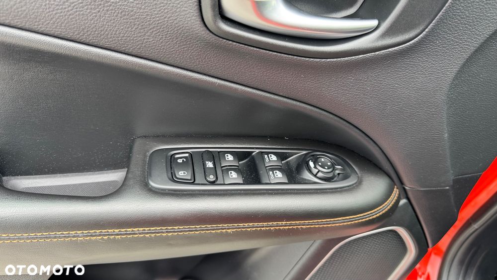 Jeep Compass - 27