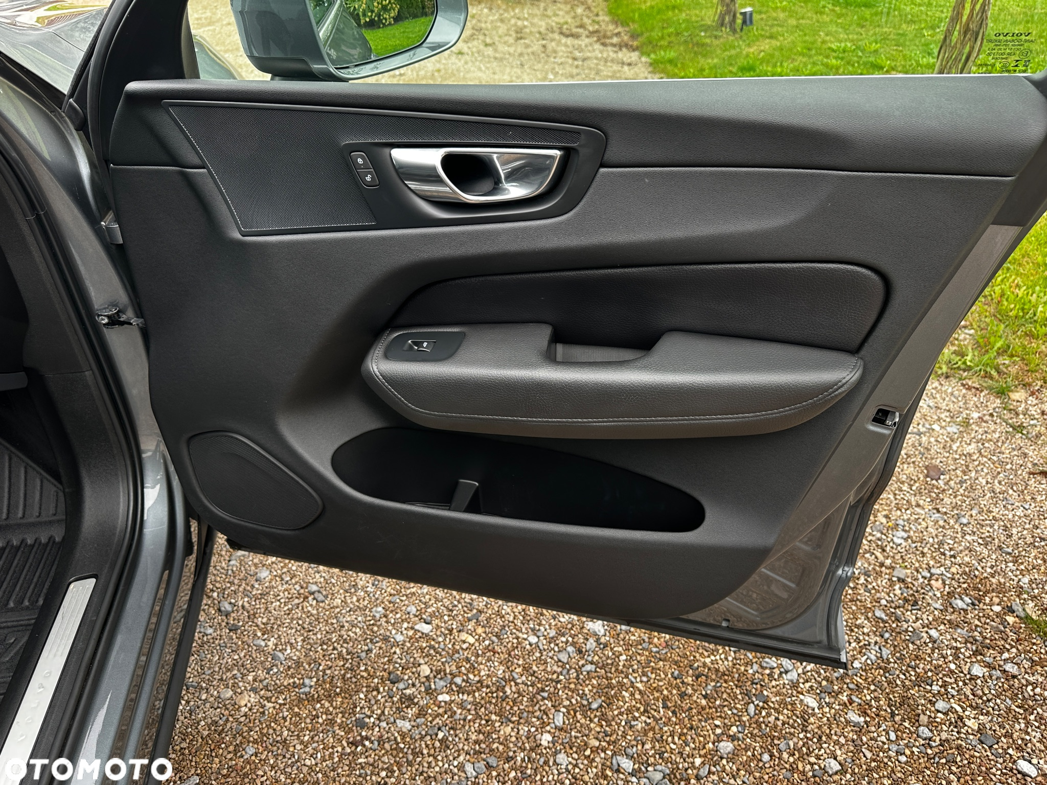 Volvo XC 60 D4 Geartronic Momentum - 33