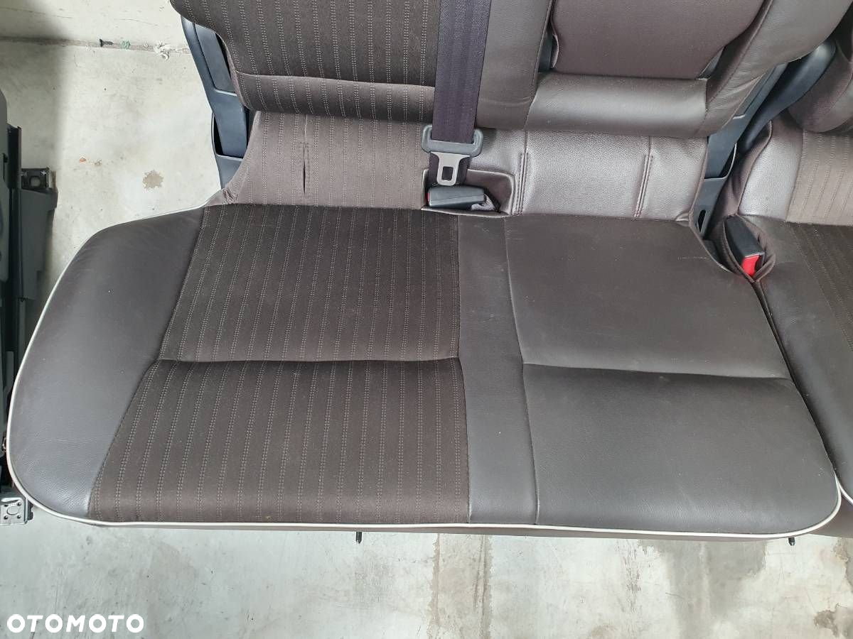 FOTELE KANAPA BOCZKI WNĘTRZE KOMPLET 7 OSÓB MITSUBISHI PAJERO IV EU - 16
