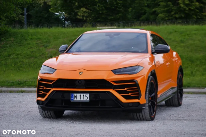 Lamborghini Urus Standard - 3