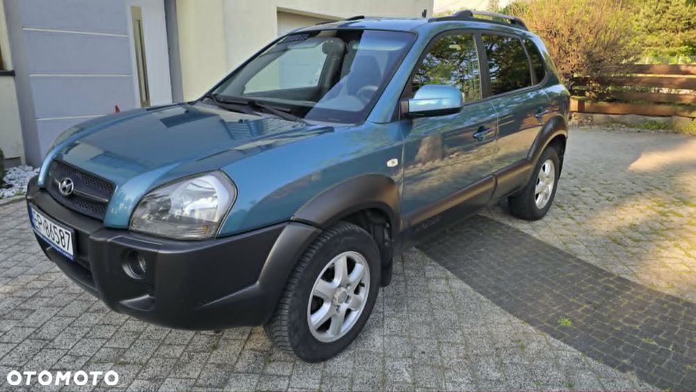 Hyundai Tucson 2.0 Comfort 2WD - 2